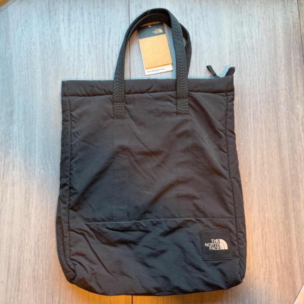 The North Face City Voyager Tote, TNF Black, New with Tags